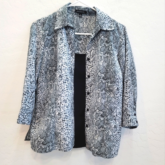 Notations Tops - Notations Gray, Black & White Animal Print Blouse Top Women's Size Small